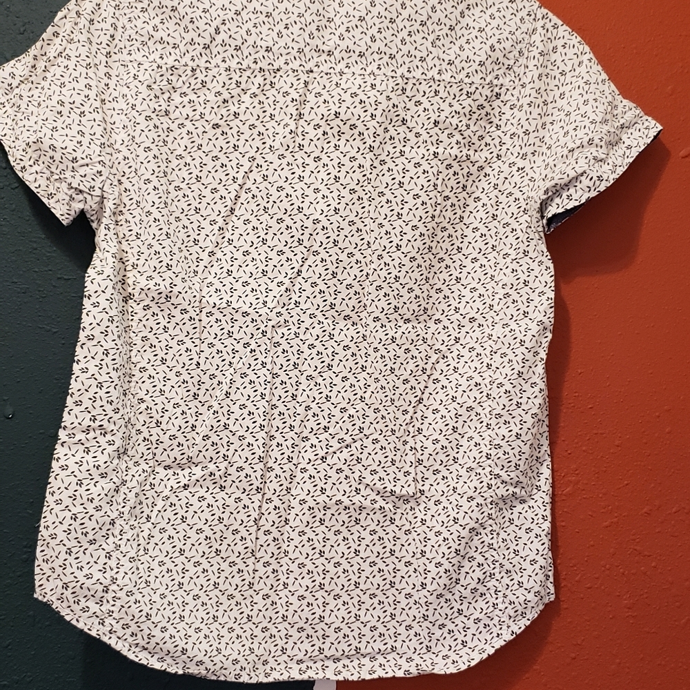 Short sleeve button down - Picture 3 of 3